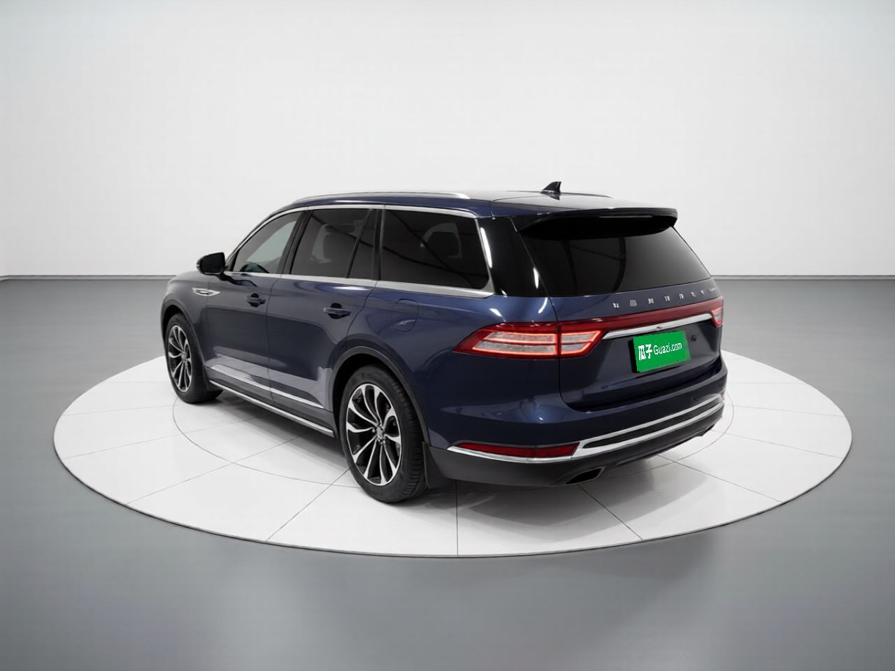 Lincoln Aviator - фото 3