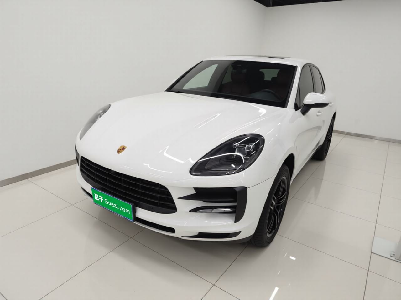 Porsche Macan - фото 0