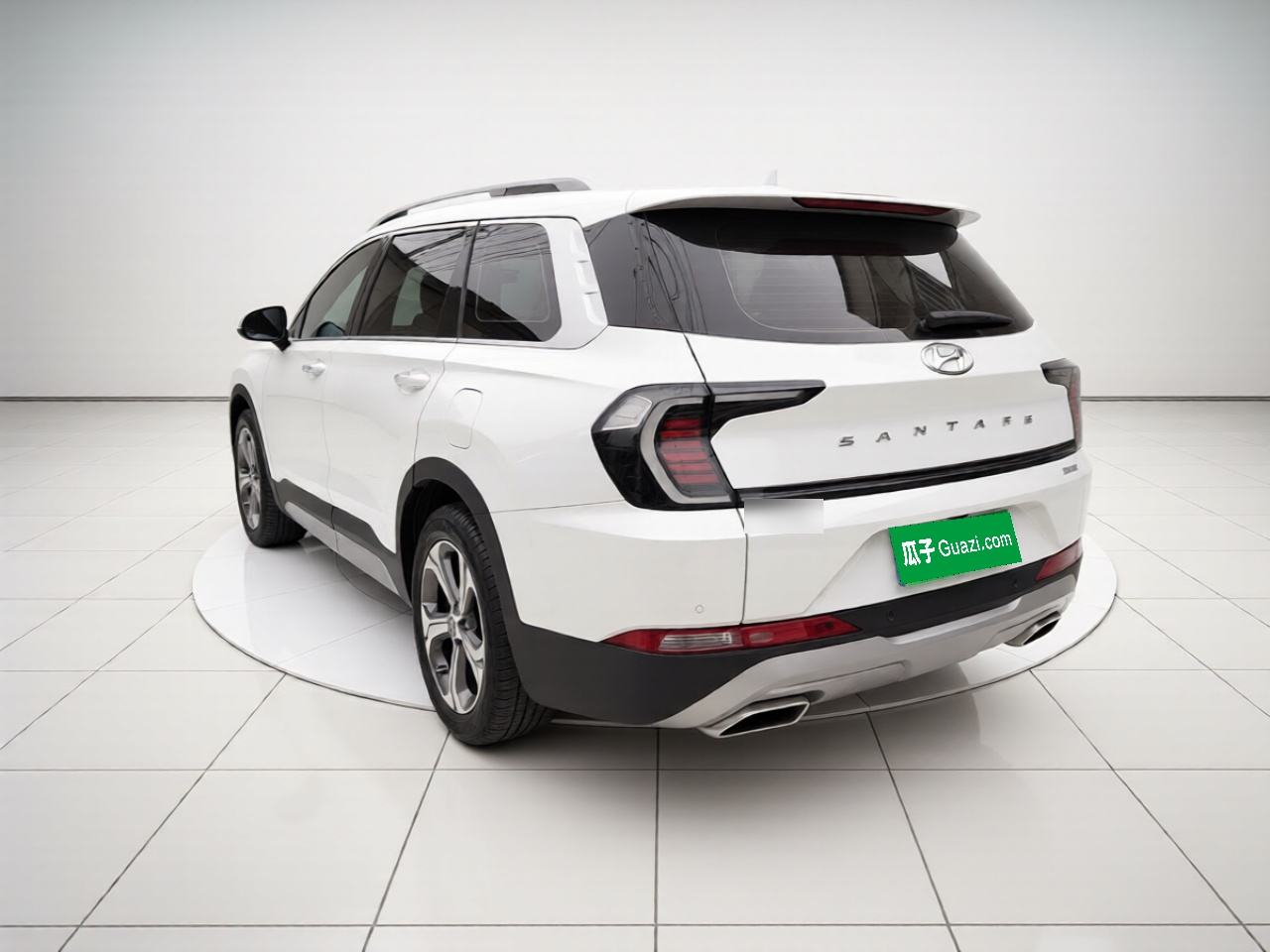 Hyundai Santa Fe - фото 3