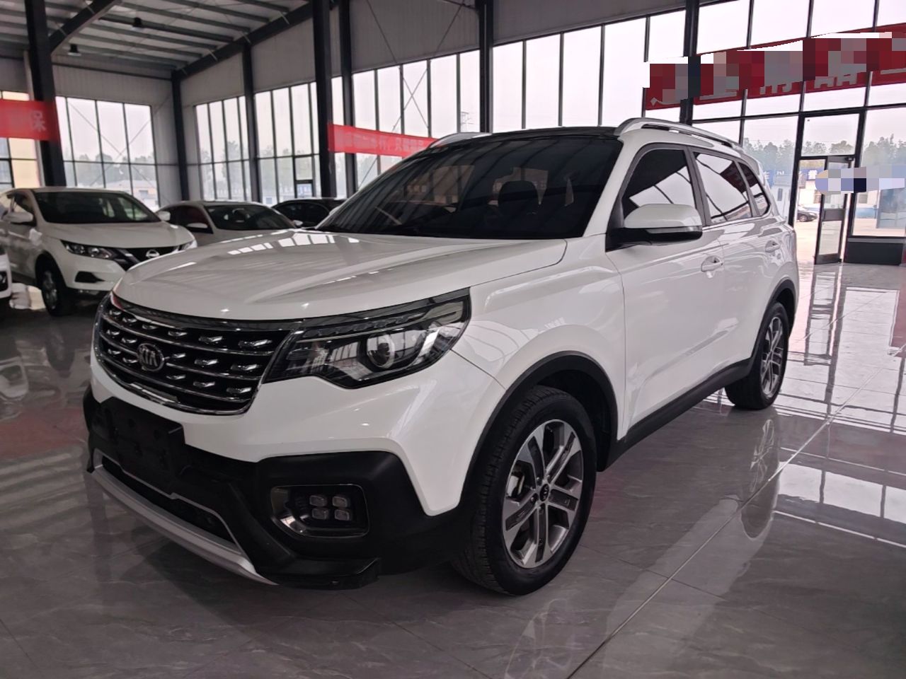 Kia Sportage - фото 0