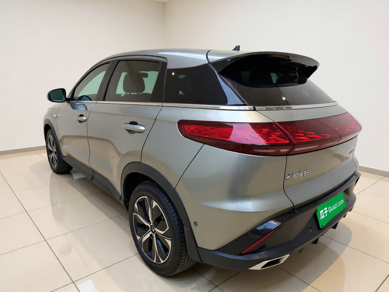 XPeng G3 - фото 3