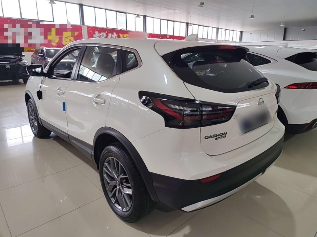 Nissan Qashqai - фото 3