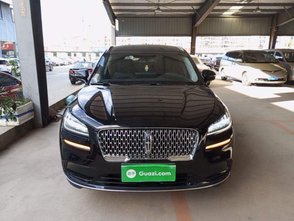 Lincoln Corsair - фото 1
