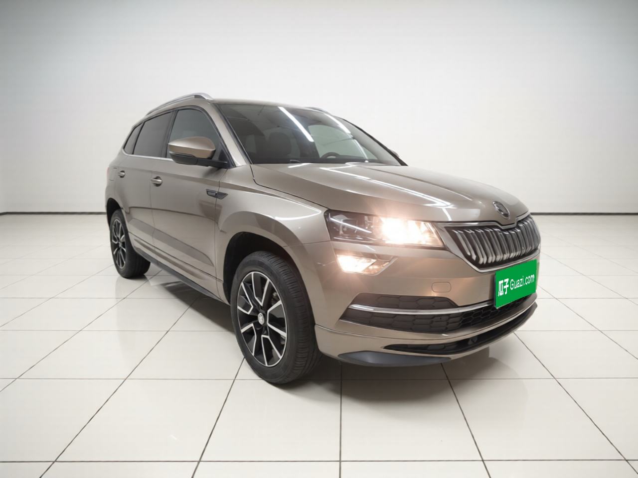 Skoda Karoq - фото 2