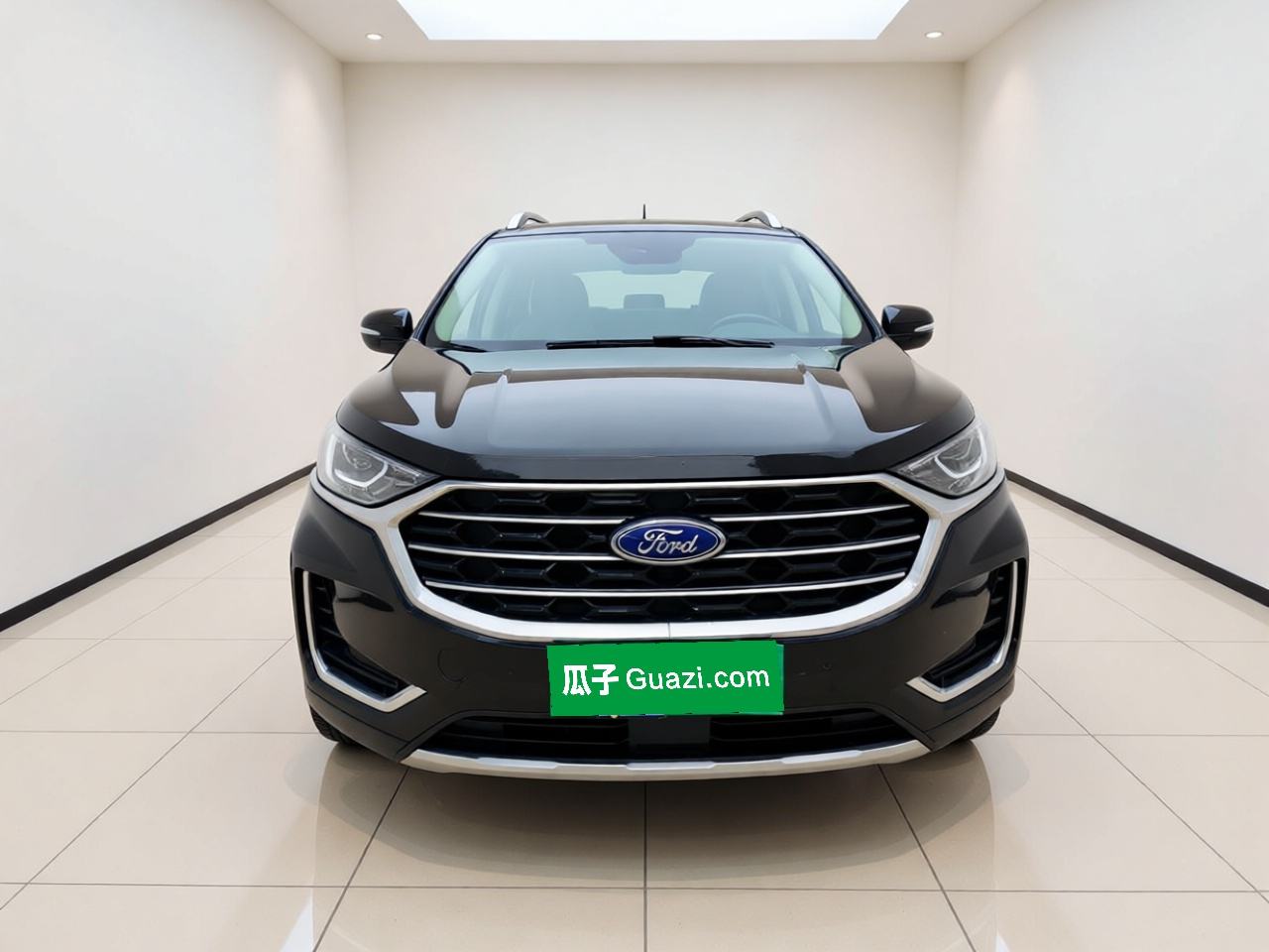 Ford Edge - фото 1