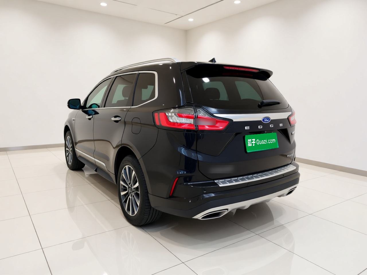 Ford Edge - фото 3
