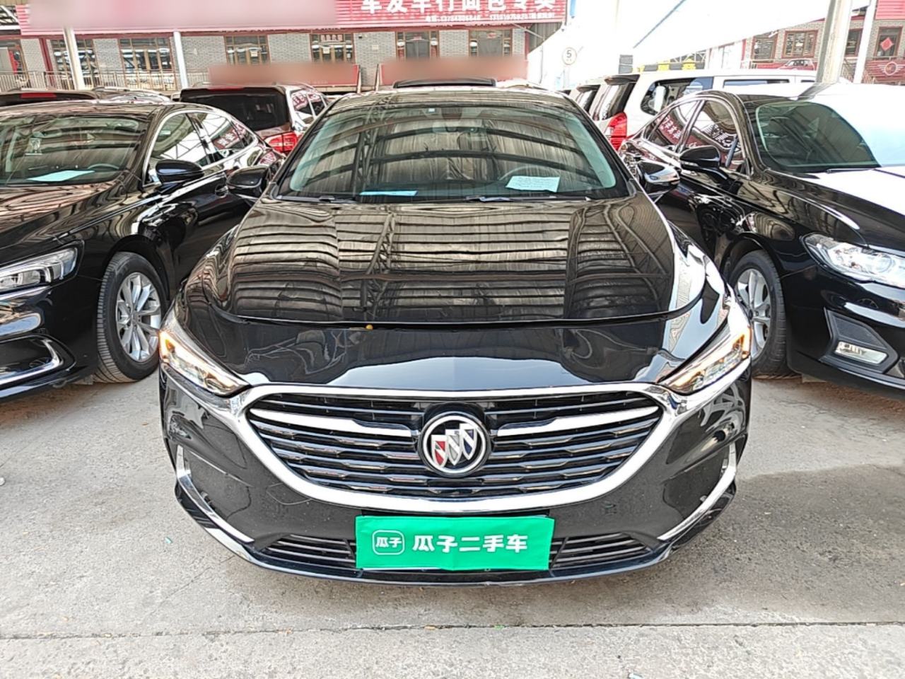 Buick LaCrosse - фото 1