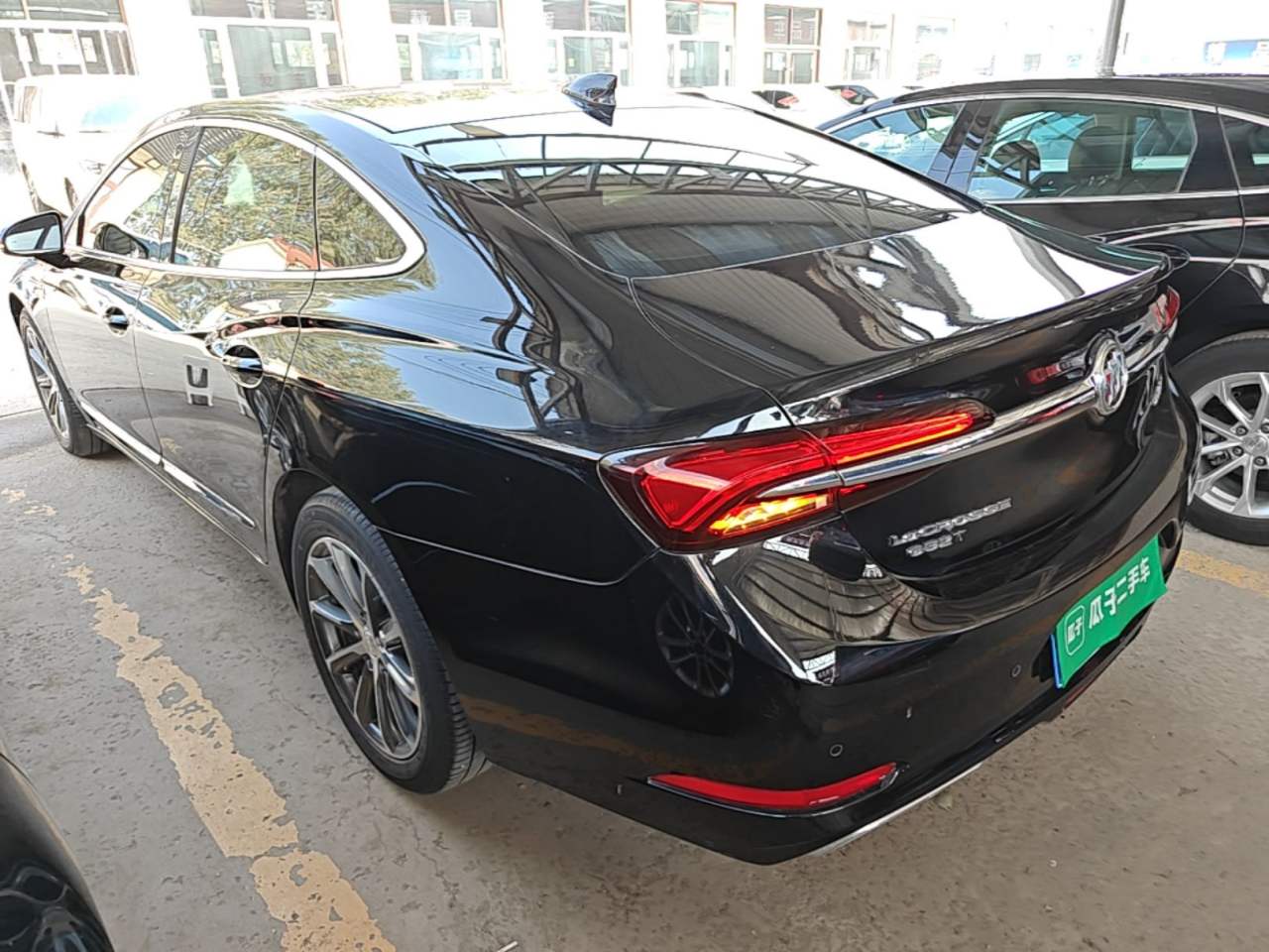 Buick LaCrosse - фото 3