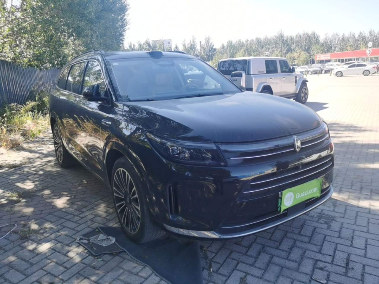 AITO M7 - фото 4