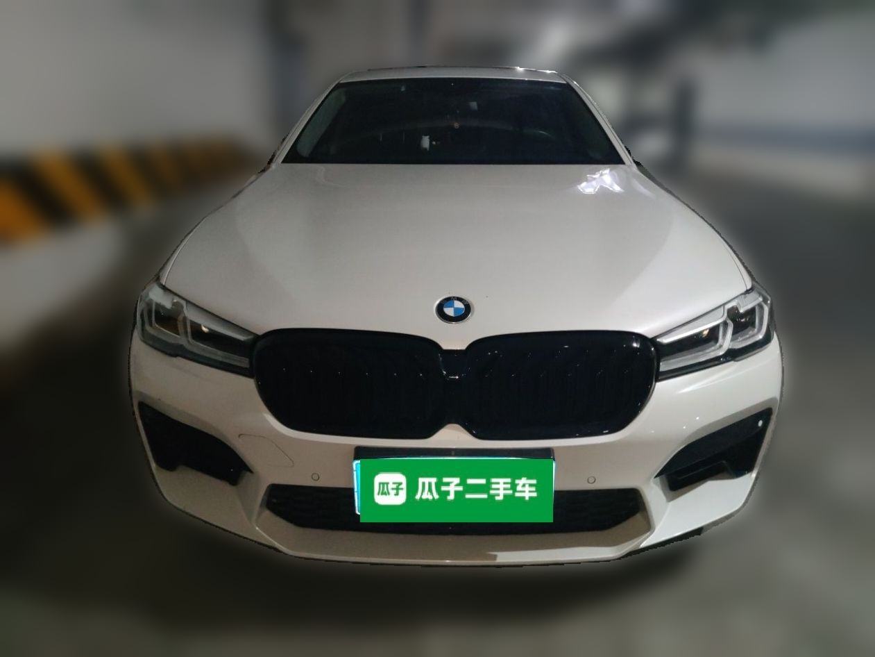 BMW 5-Series - фото 1
