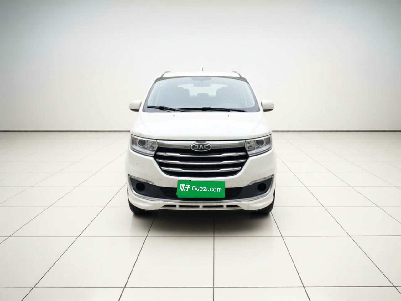 JAC Refine M3 - фото 1