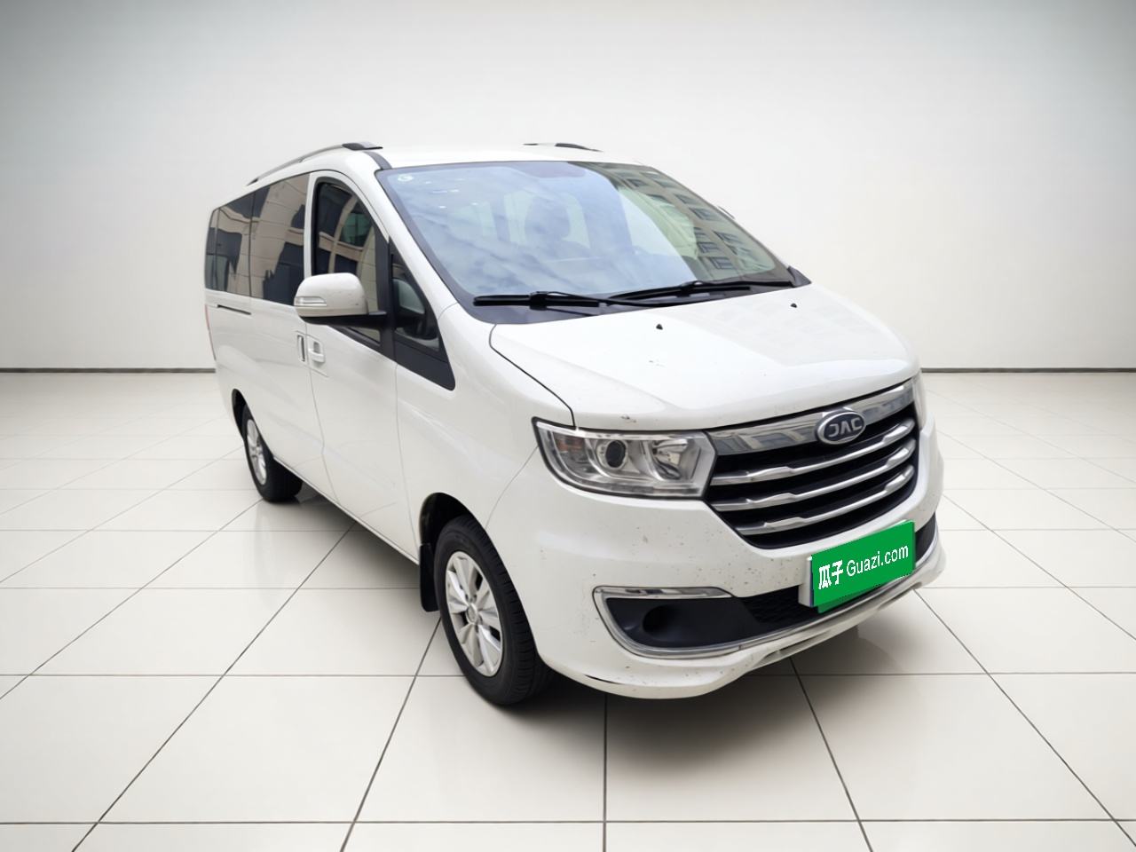 JAC Refine M3 - фото 2