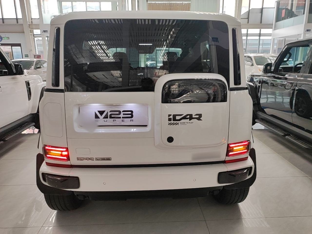 iCAR V23 - фото 4