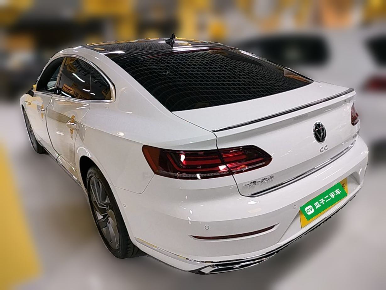 Volkswagen CC - фото 3