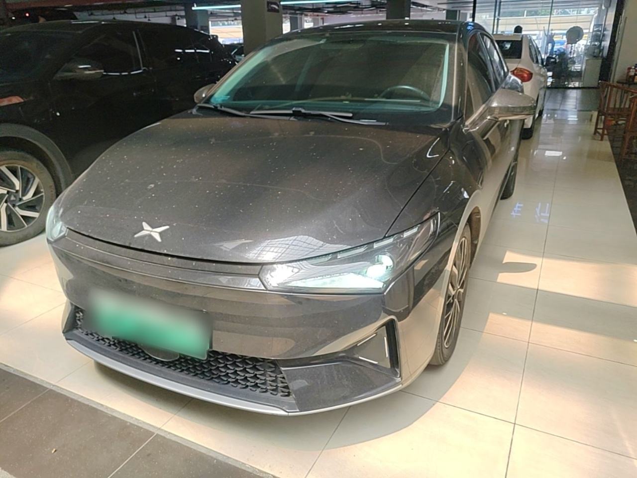 XPeng P5 - фото 0