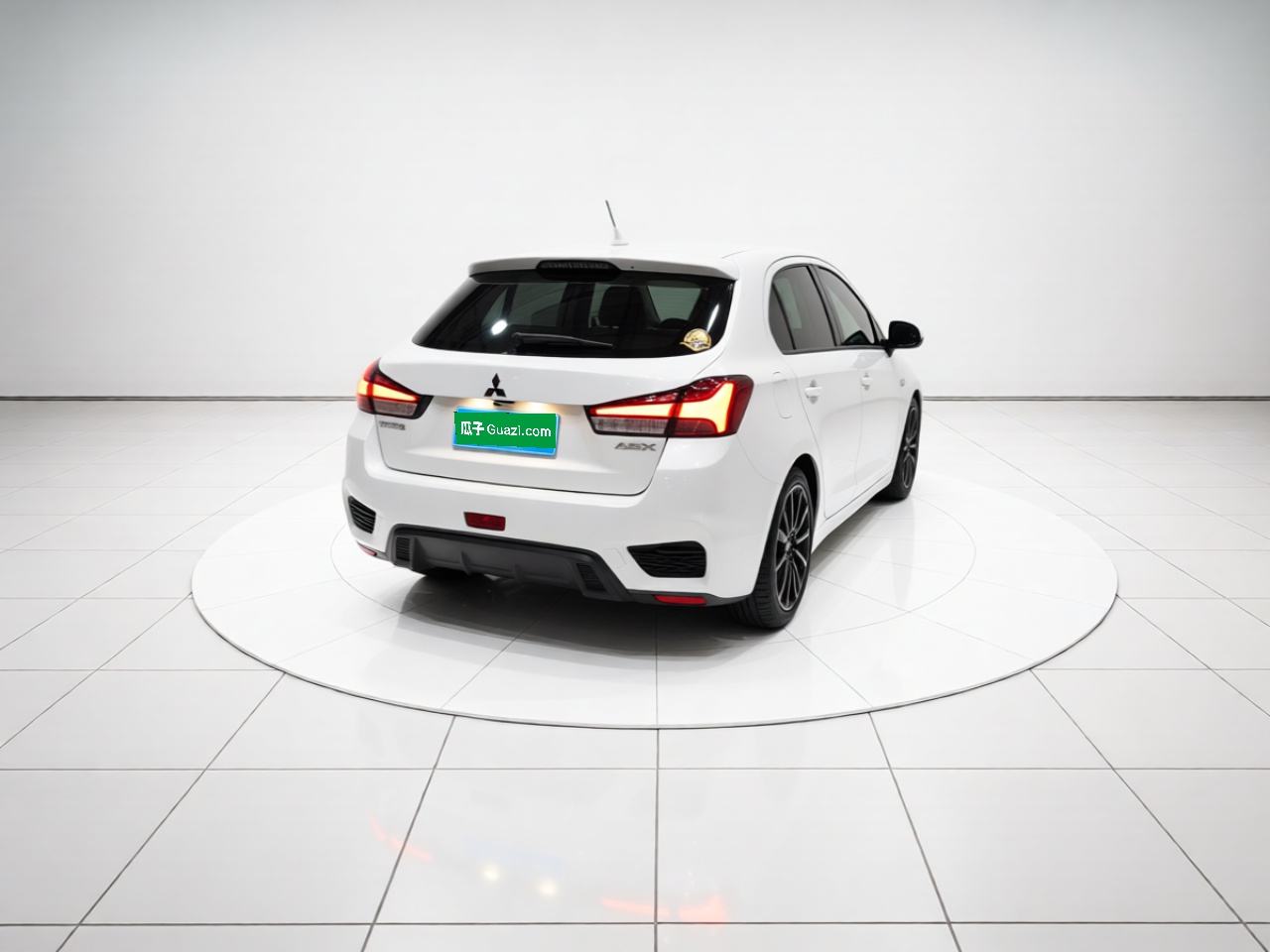 Mitsubishi ASX - фото 4