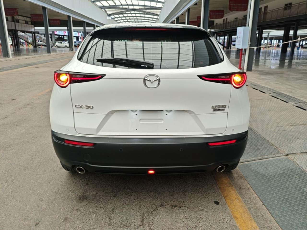Mazda CX-30 - фото 2