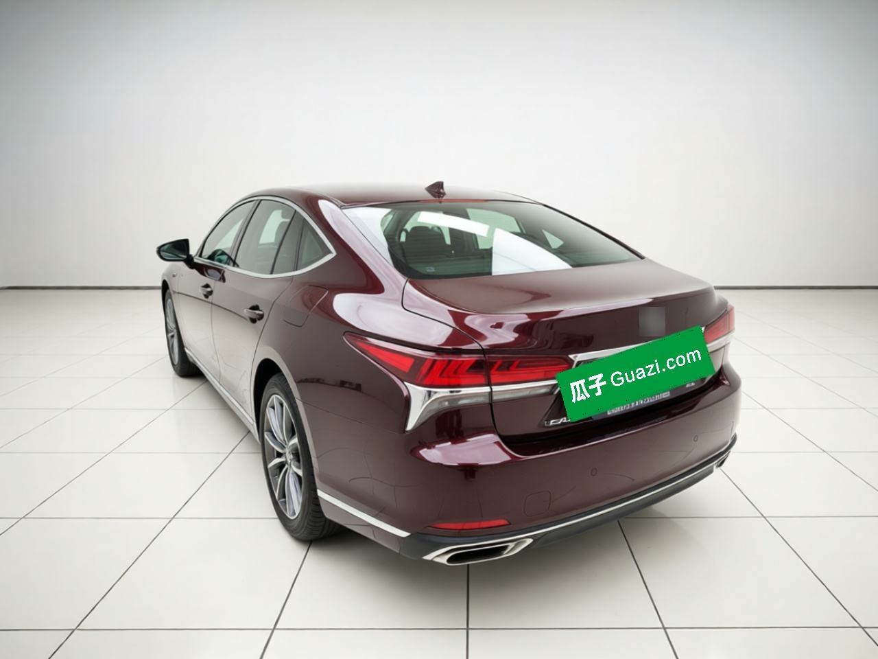 Lexus LS - фото 3
