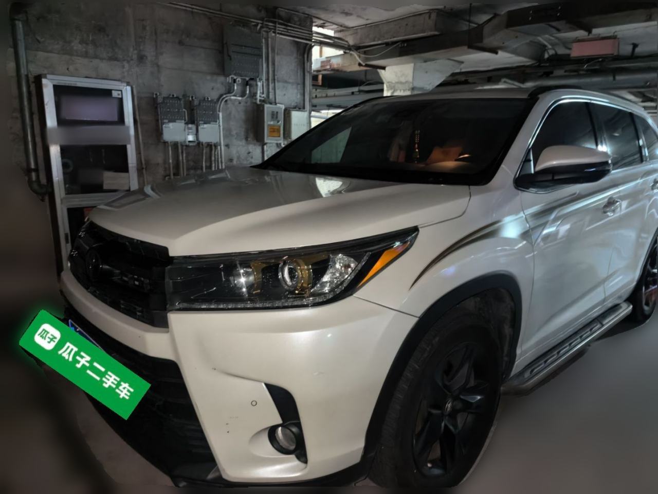 Toyota Highlander - фото 0