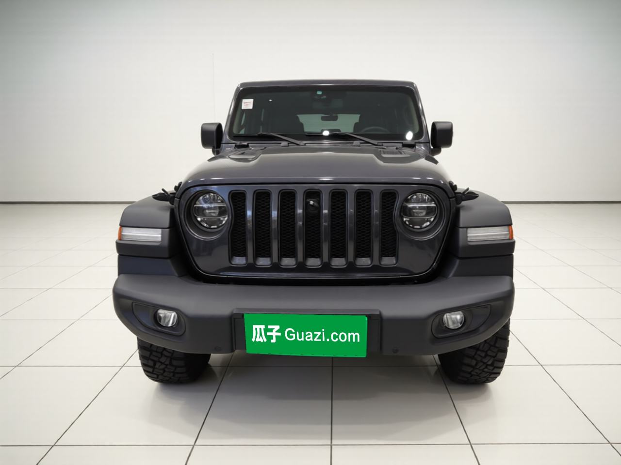 Jeep Wrangler - фото 1