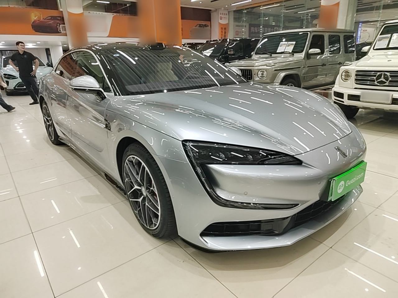 Yangwang U7 - фото 2