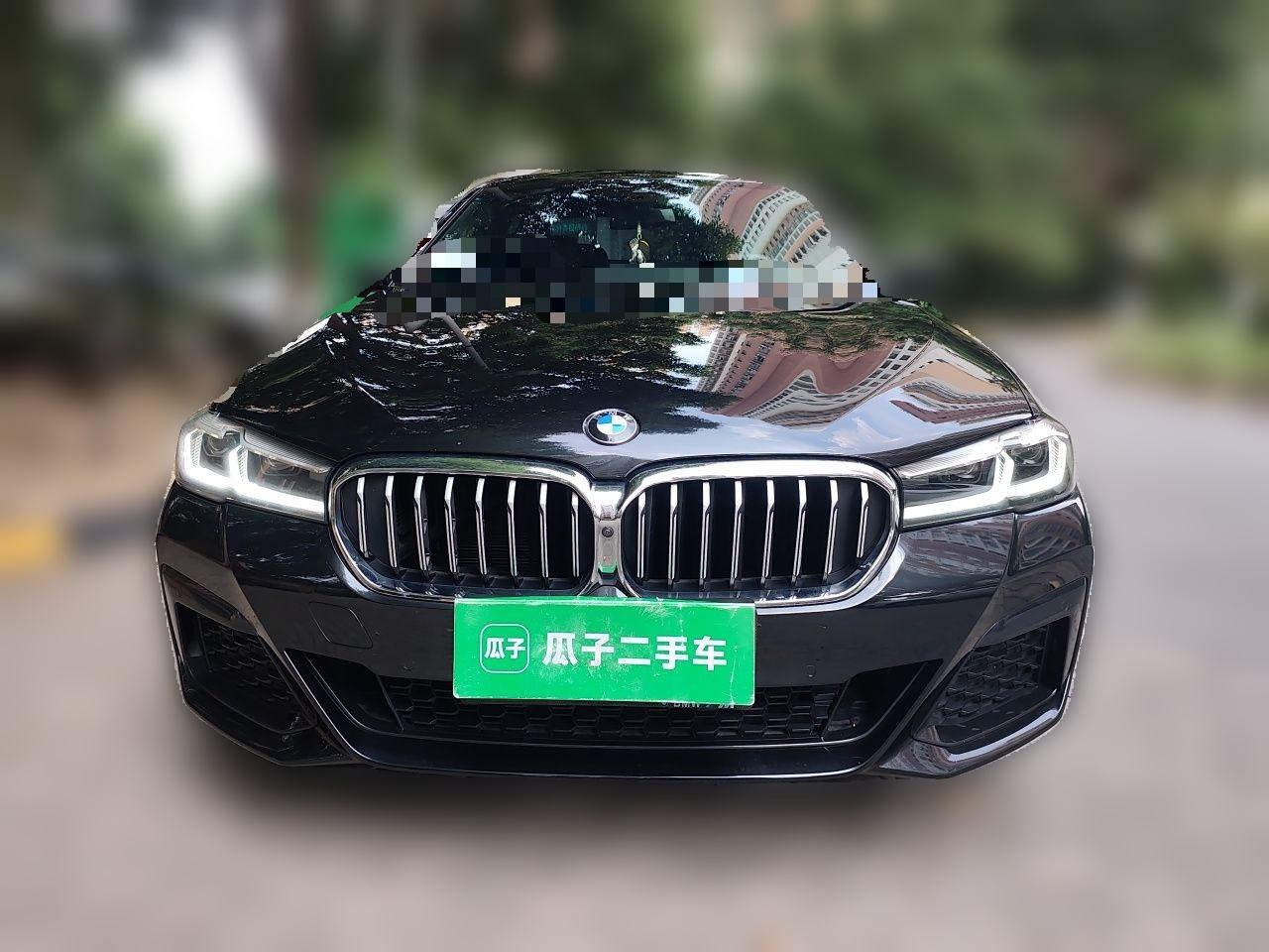 BMW 5-Series - фото 1