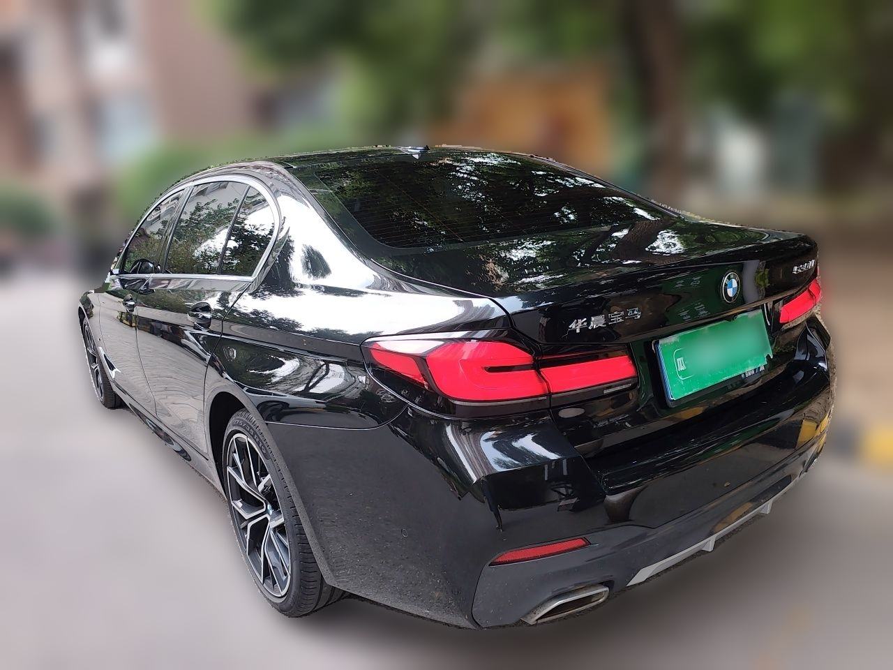 BMW 5-Series - фото 3