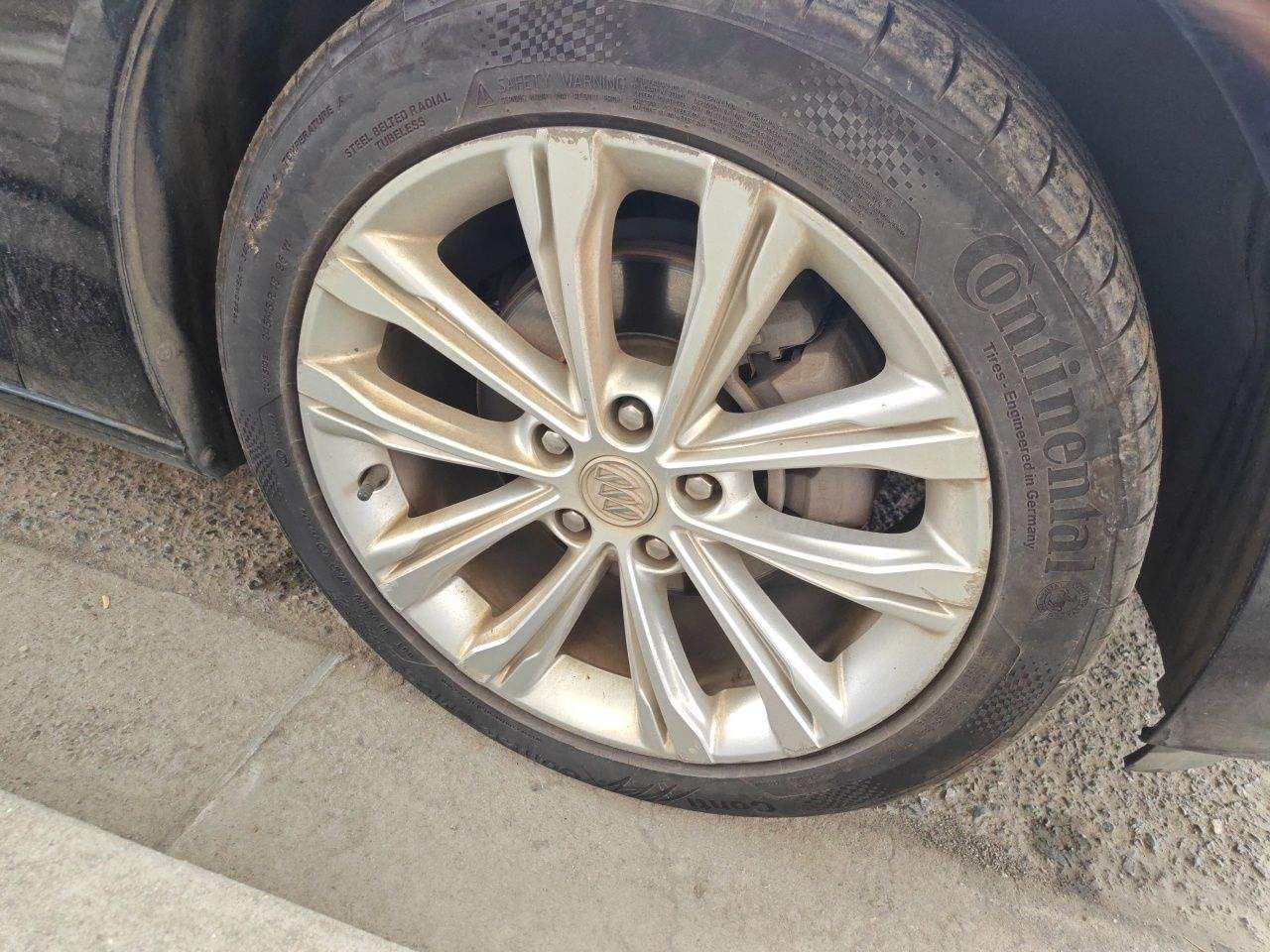 Buick Regal - фото 4