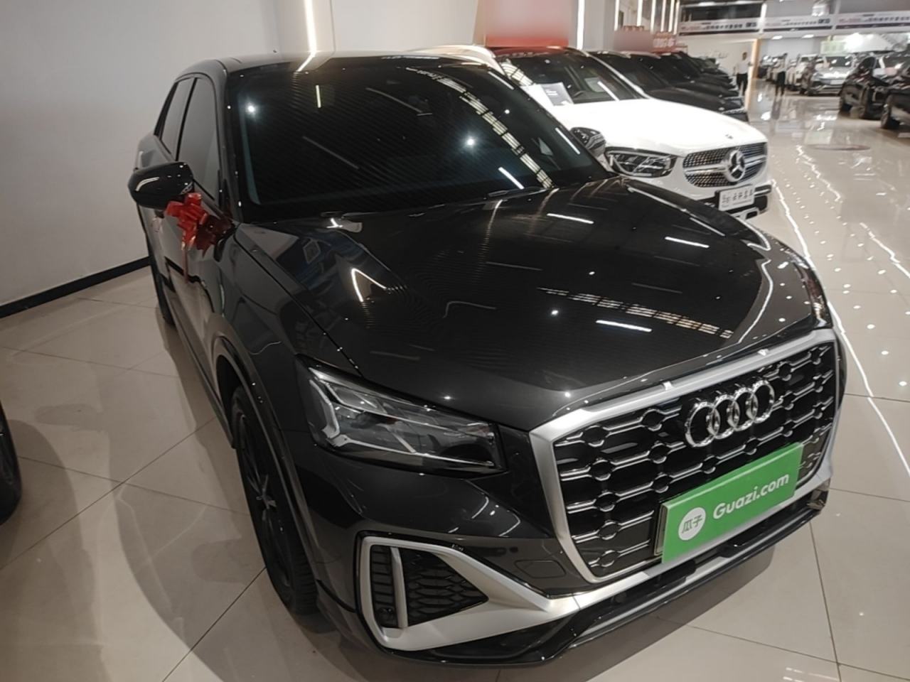 Audi Q2L - фото 4