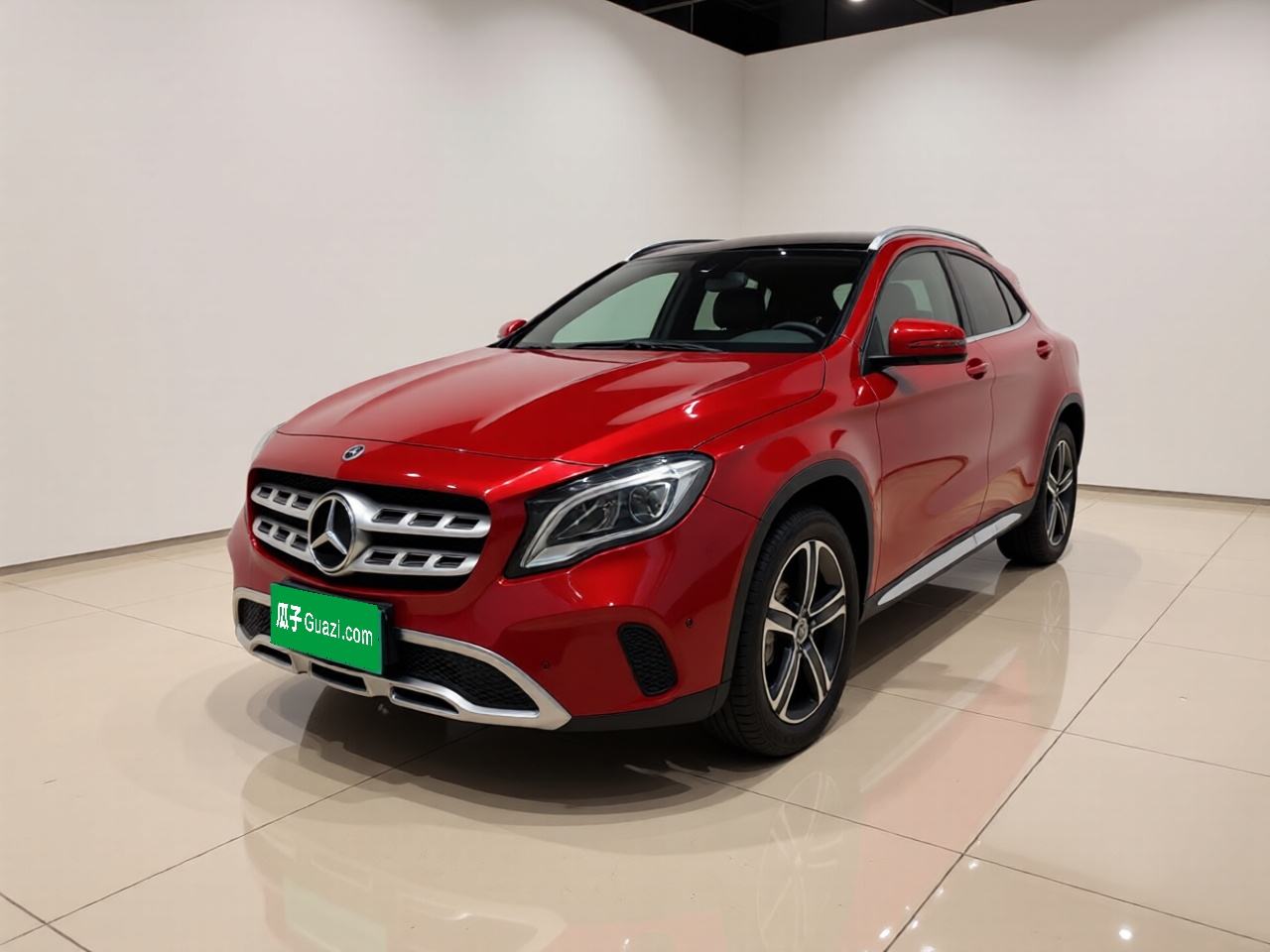 Mercedes-Benz GLA - фото 0