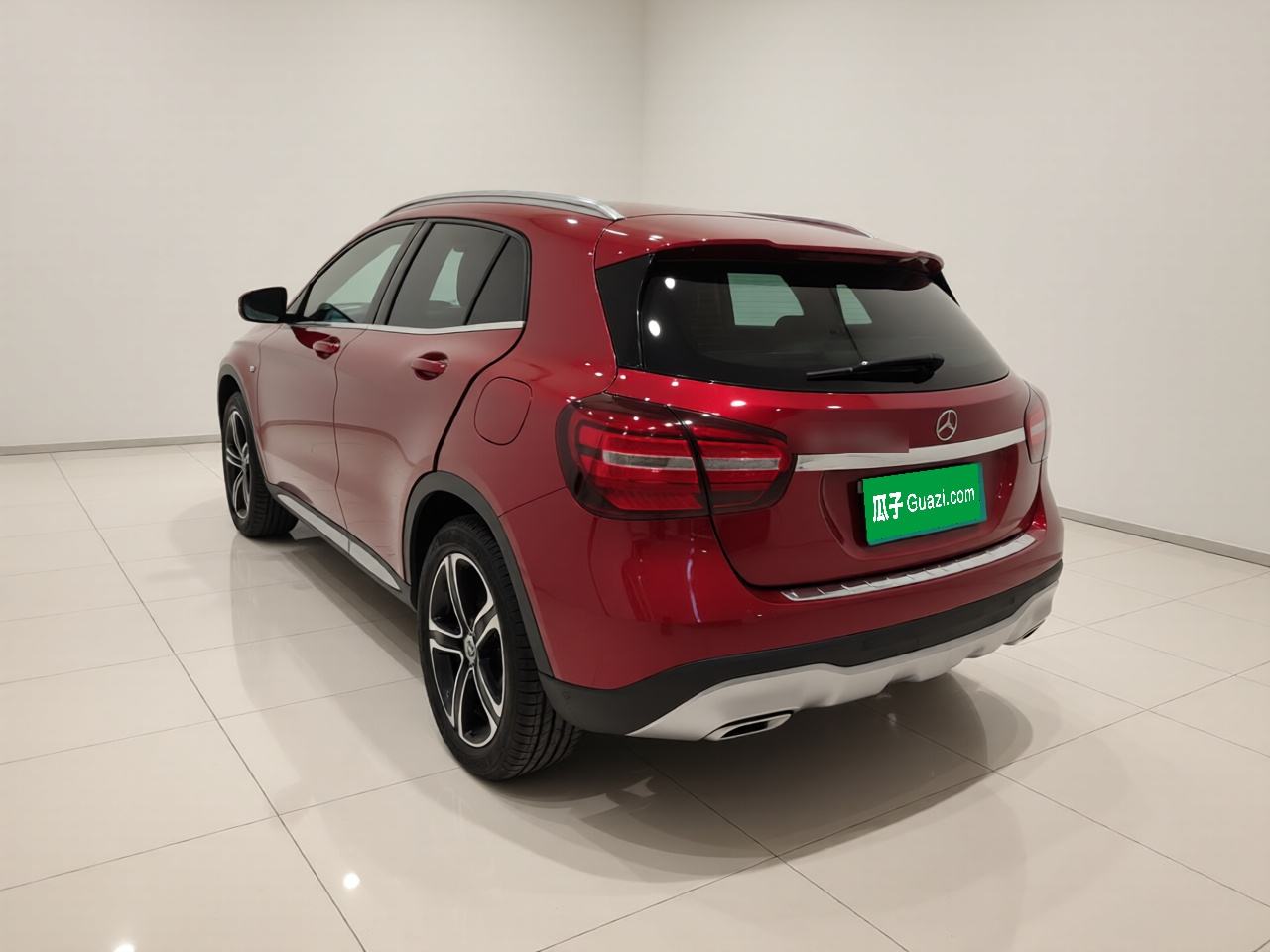 Mercedes-Benz GLA - фото 3