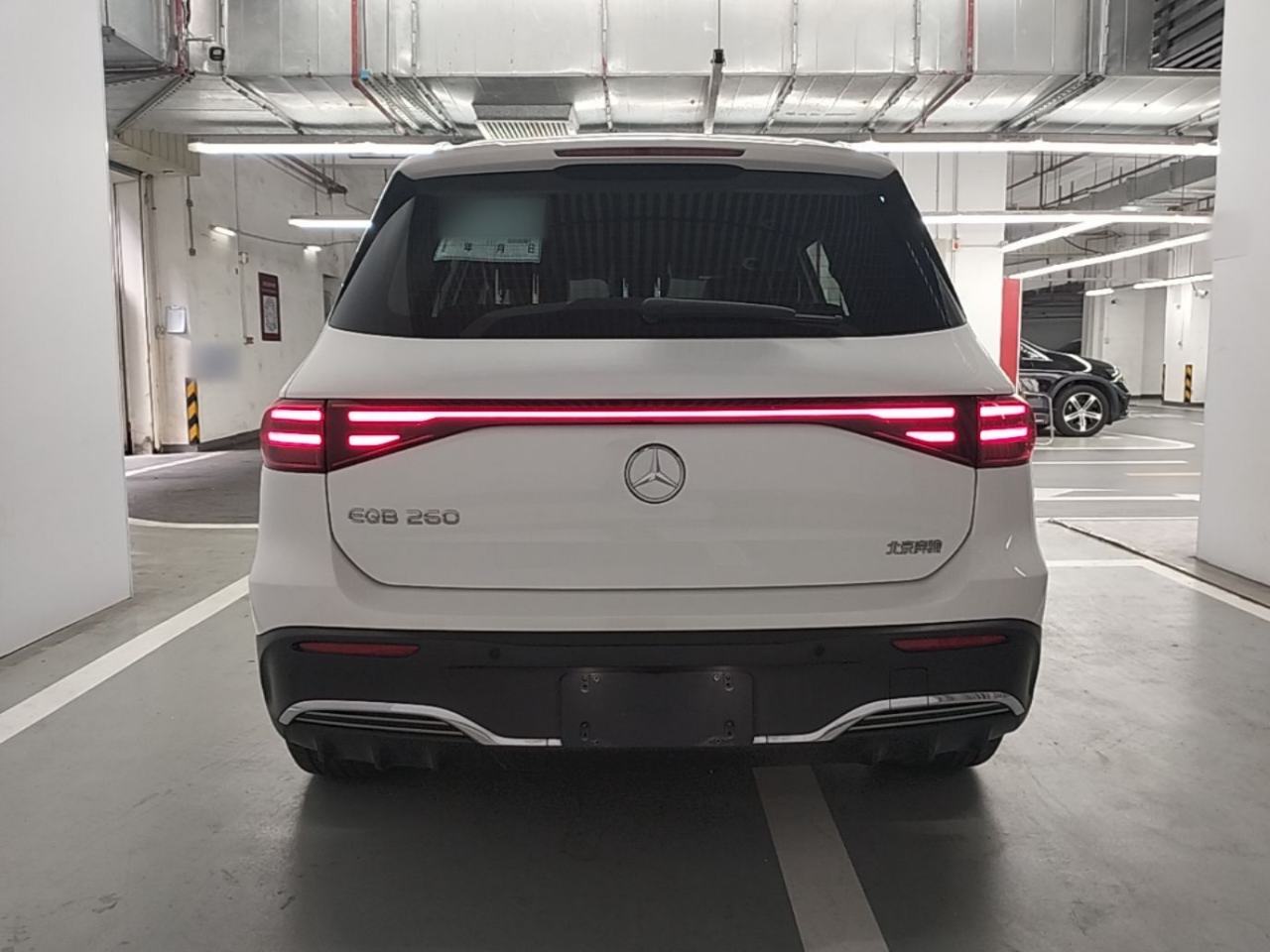 Mercedes-Benz EQB - фото 4