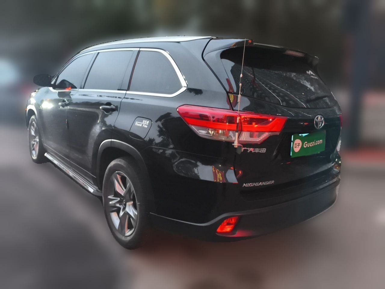 Toyota Highlander - фото 3