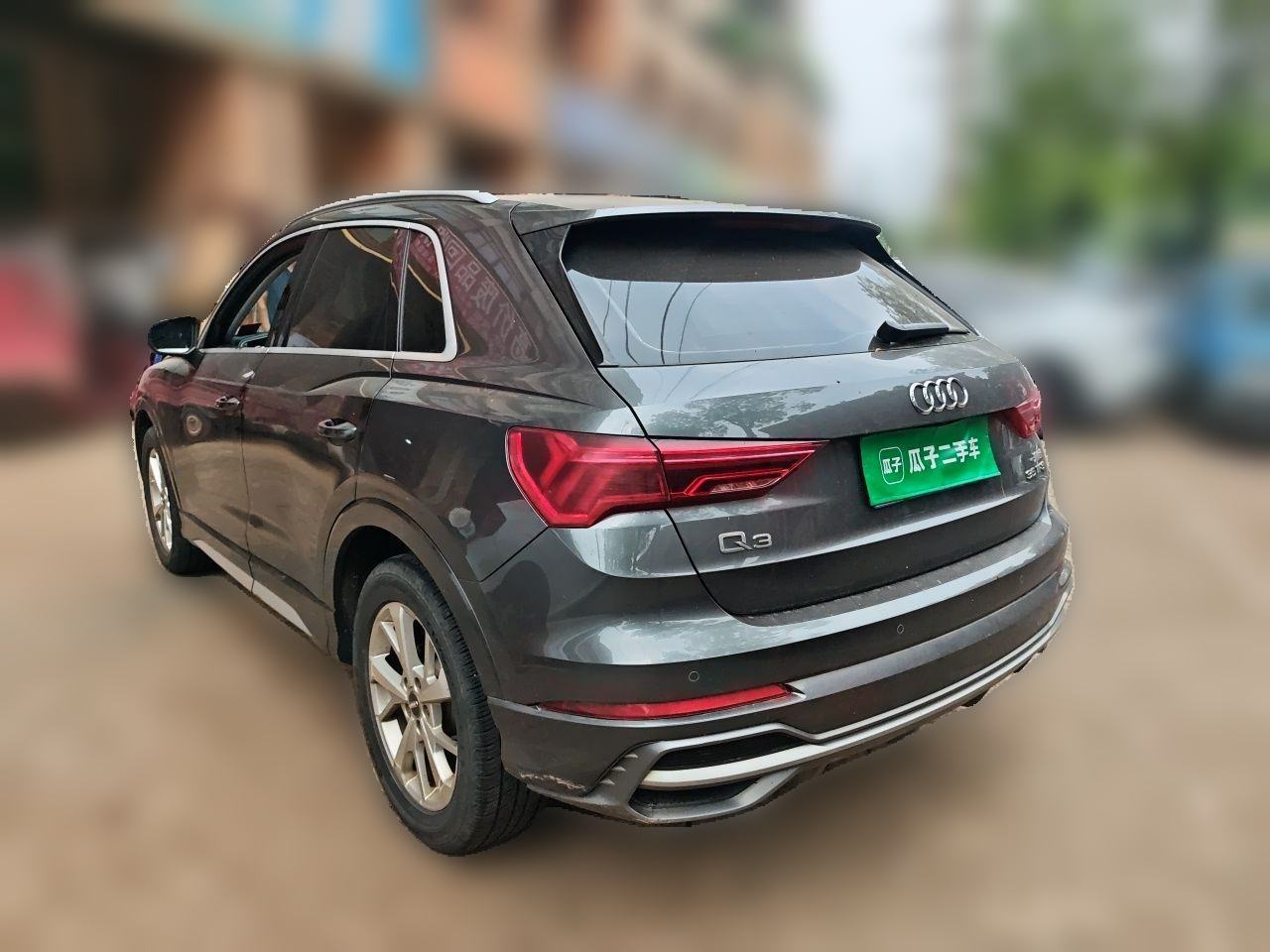 Audi Q3 - фото 3