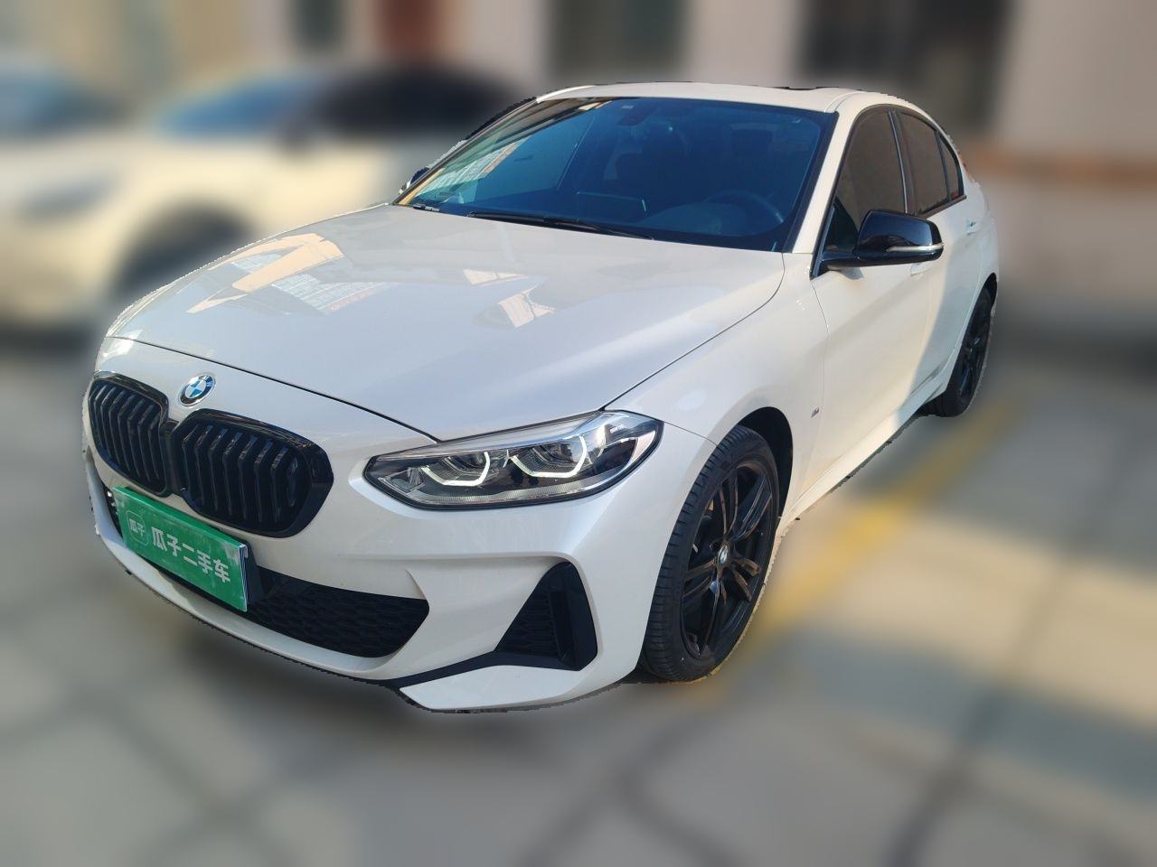 BMW 1-Series - фото 0