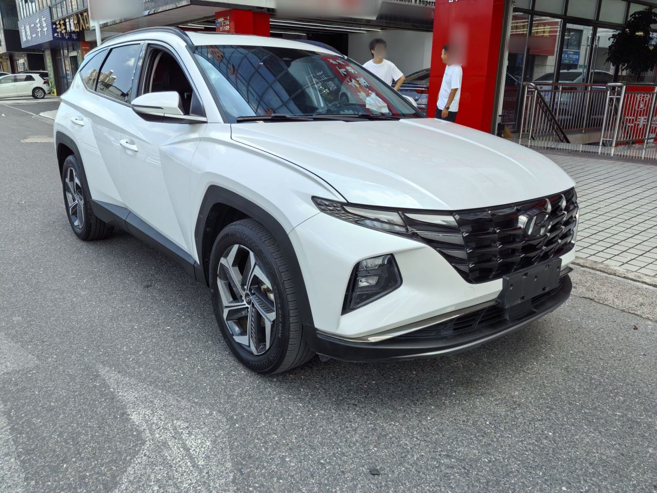 Hyundai Tucson - фото 2
