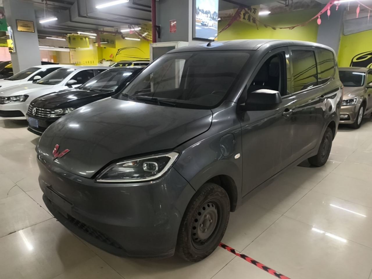 Wuling Hongguang NEV - фото 0