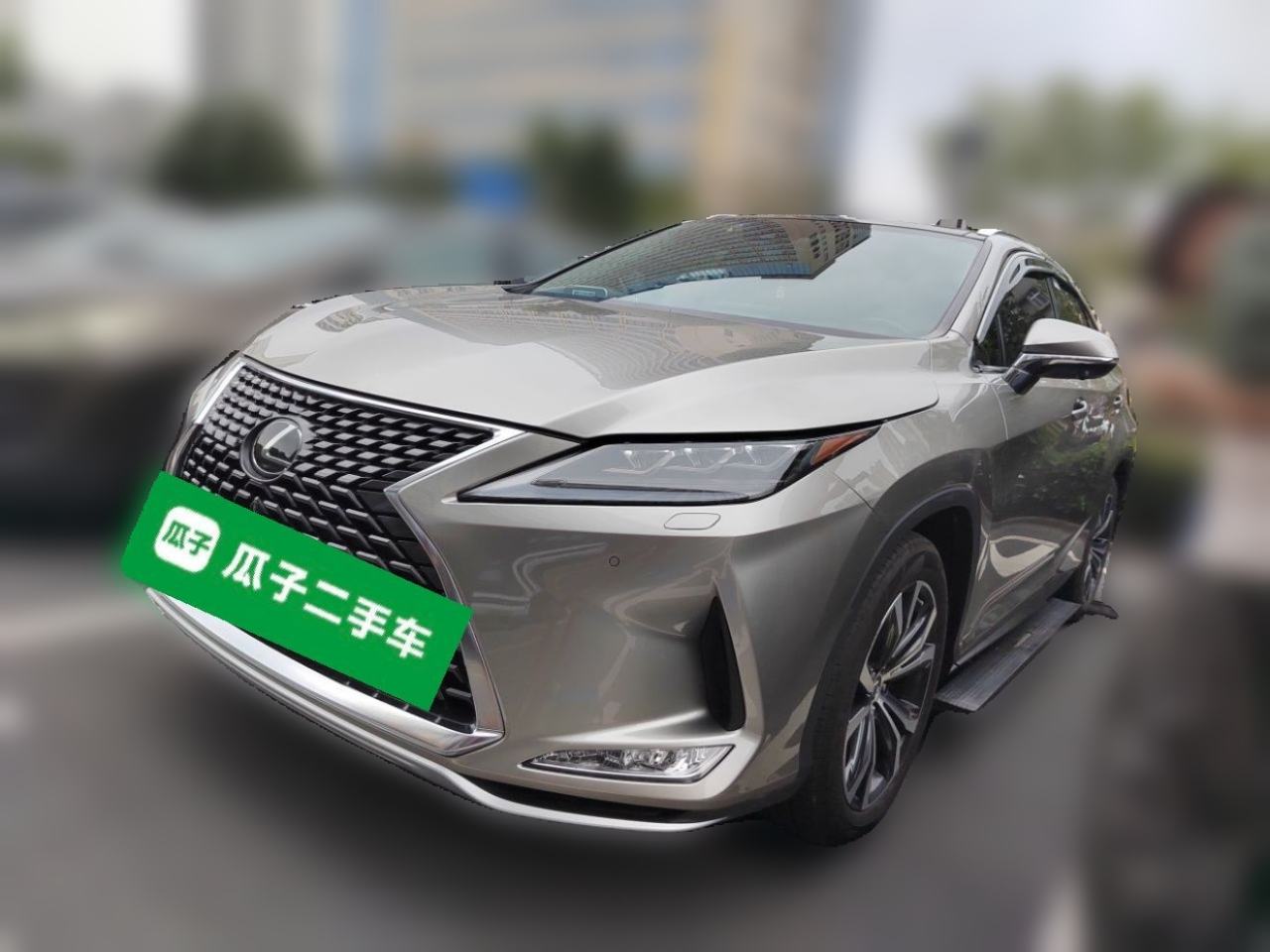 Lexus RX - фото 0