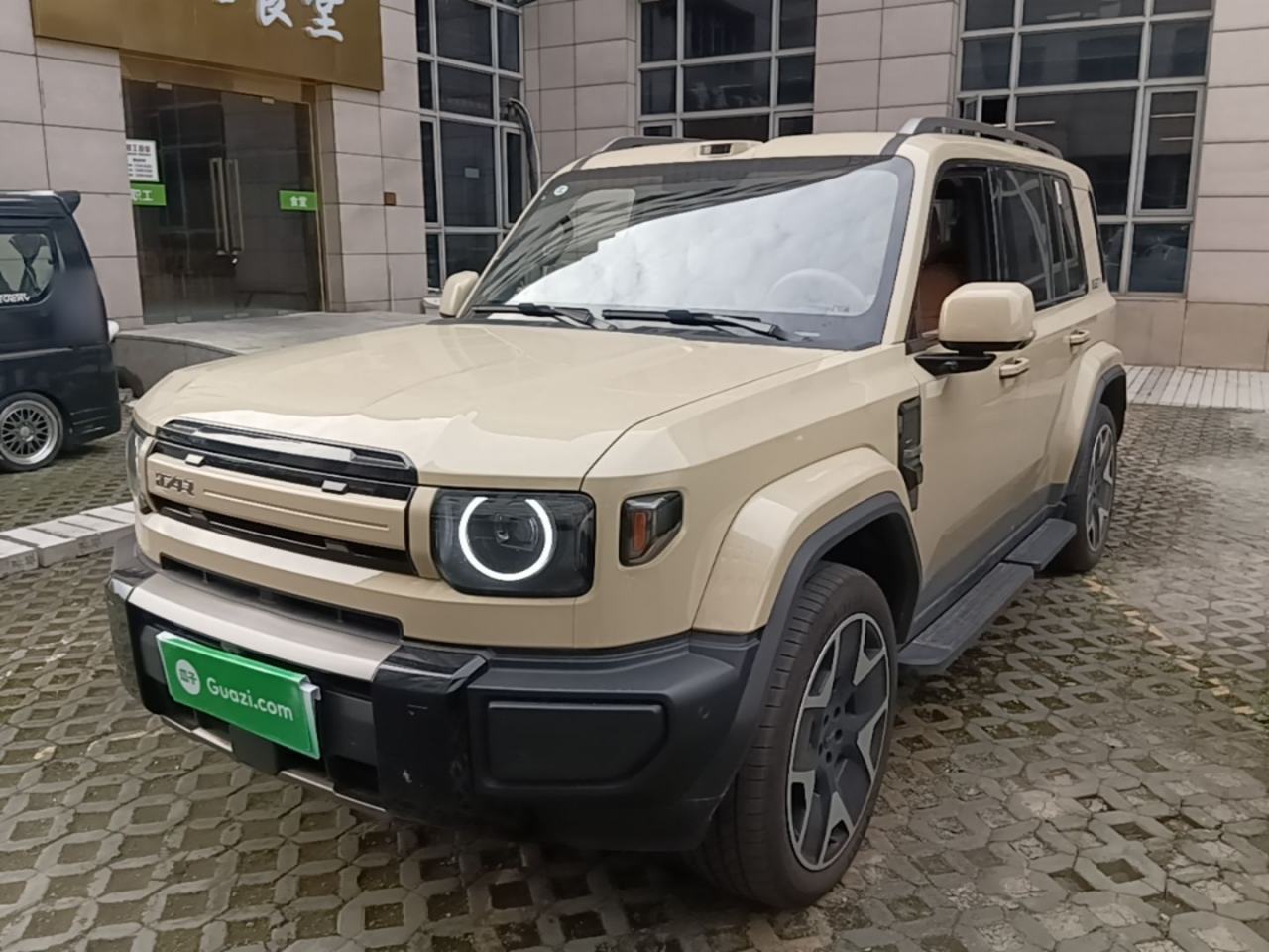 iCAR V27 - фото 0