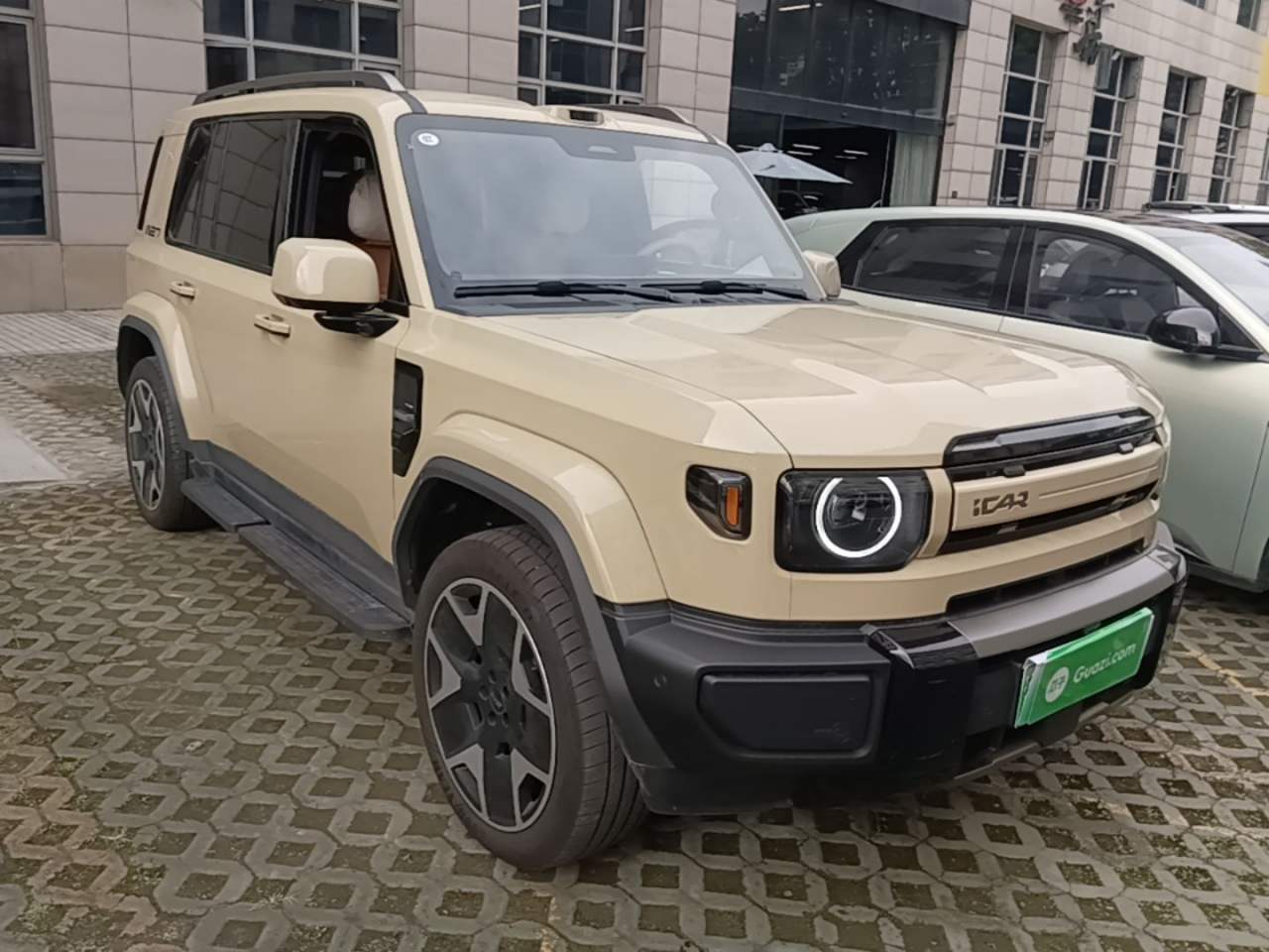 iCAR V27 - фото 2