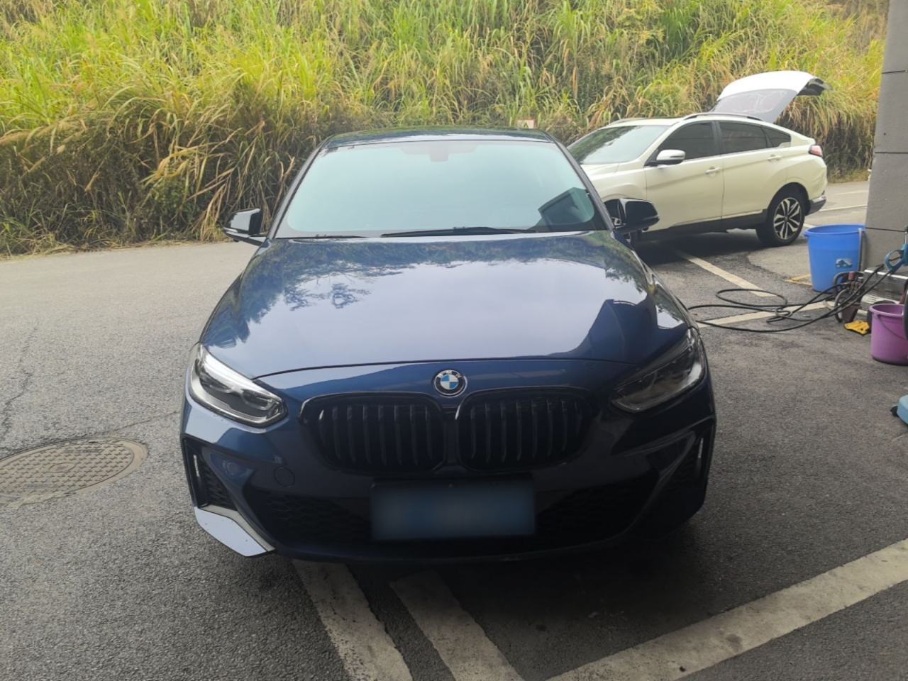 BMW 1-Series - фото 1