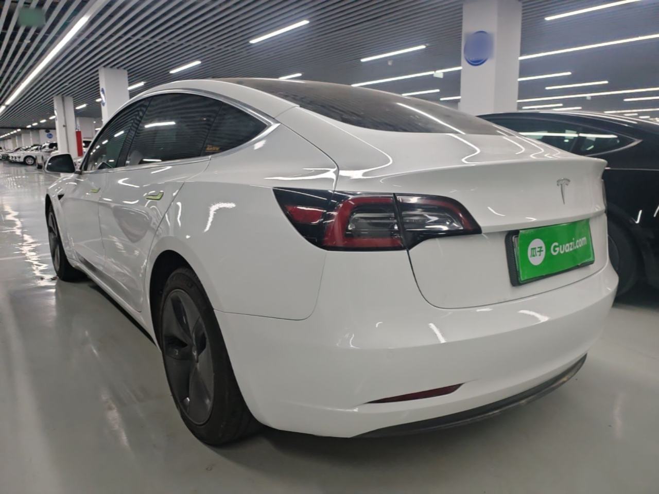 Tesla Model 3 (Import) - фото 3