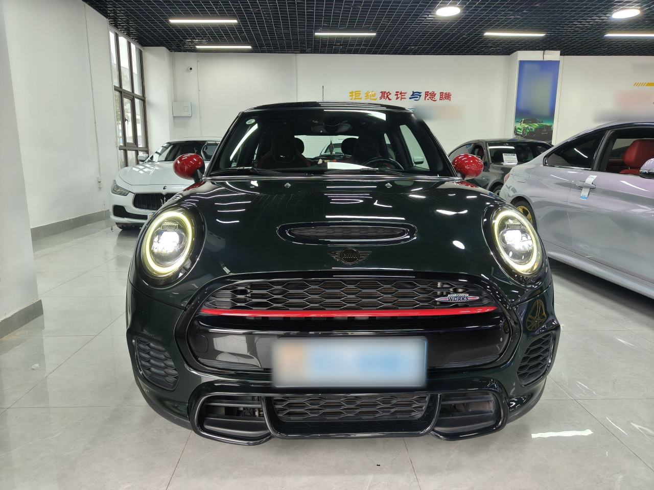 MINI JCW - фото 1