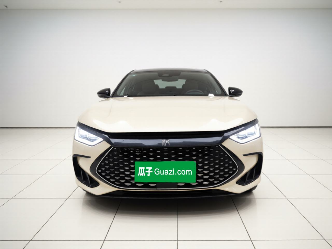 BYD Han DM-i - фото 1