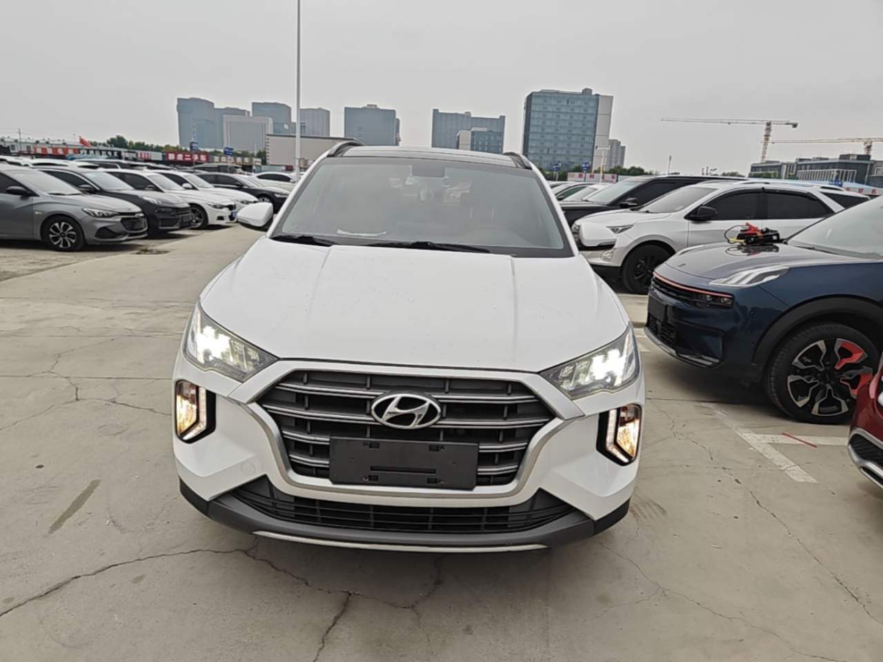 Hyundai Tucson - фото 1