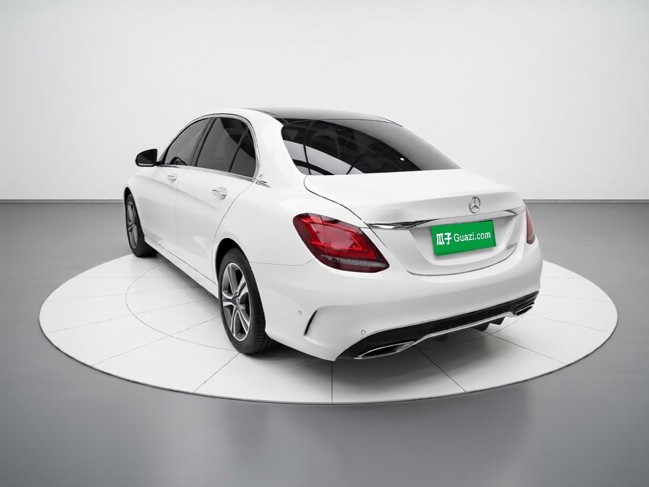 Mercedes-Benz C-Class - фото 3