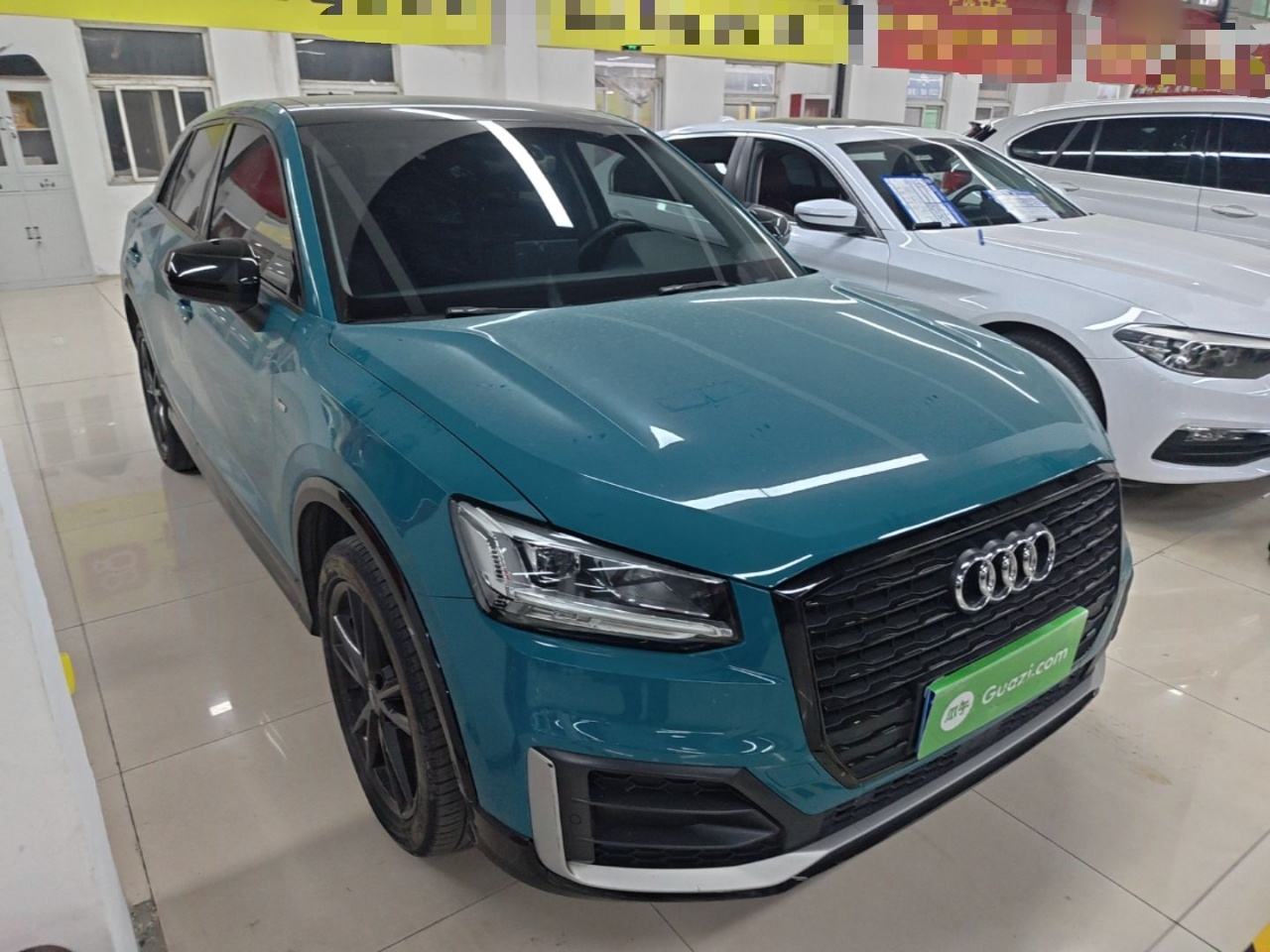 Audi Q2L - фото 2