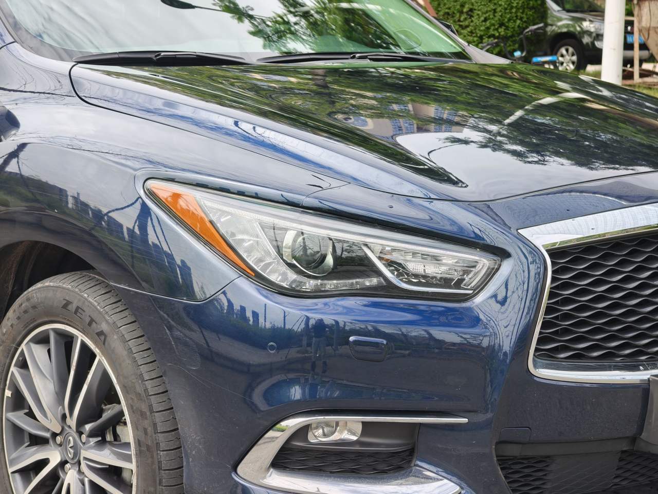 Infiniti QX60 - фото 3