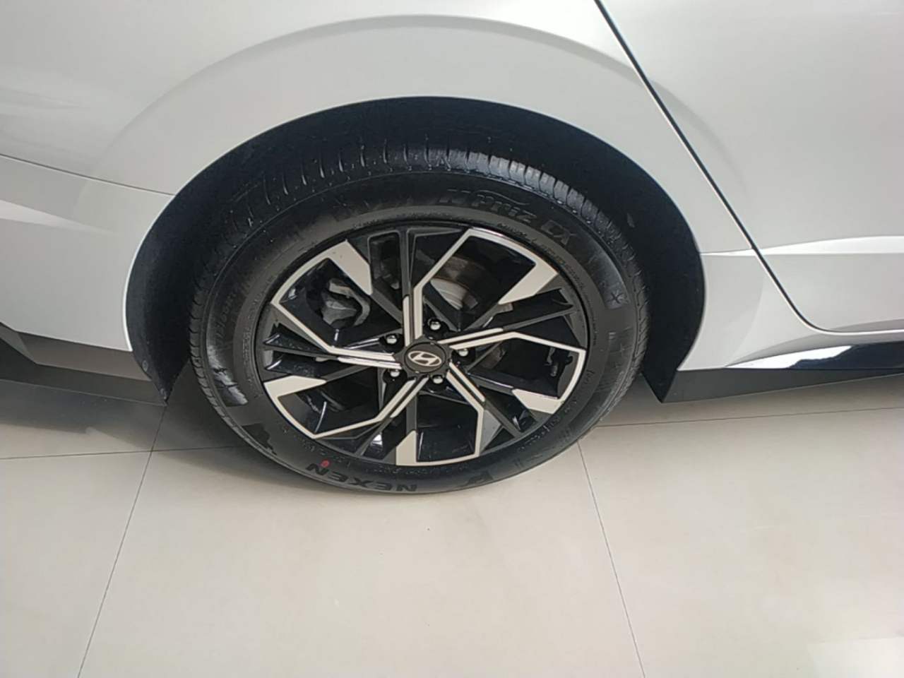 Hyundai Sonata - фото 3