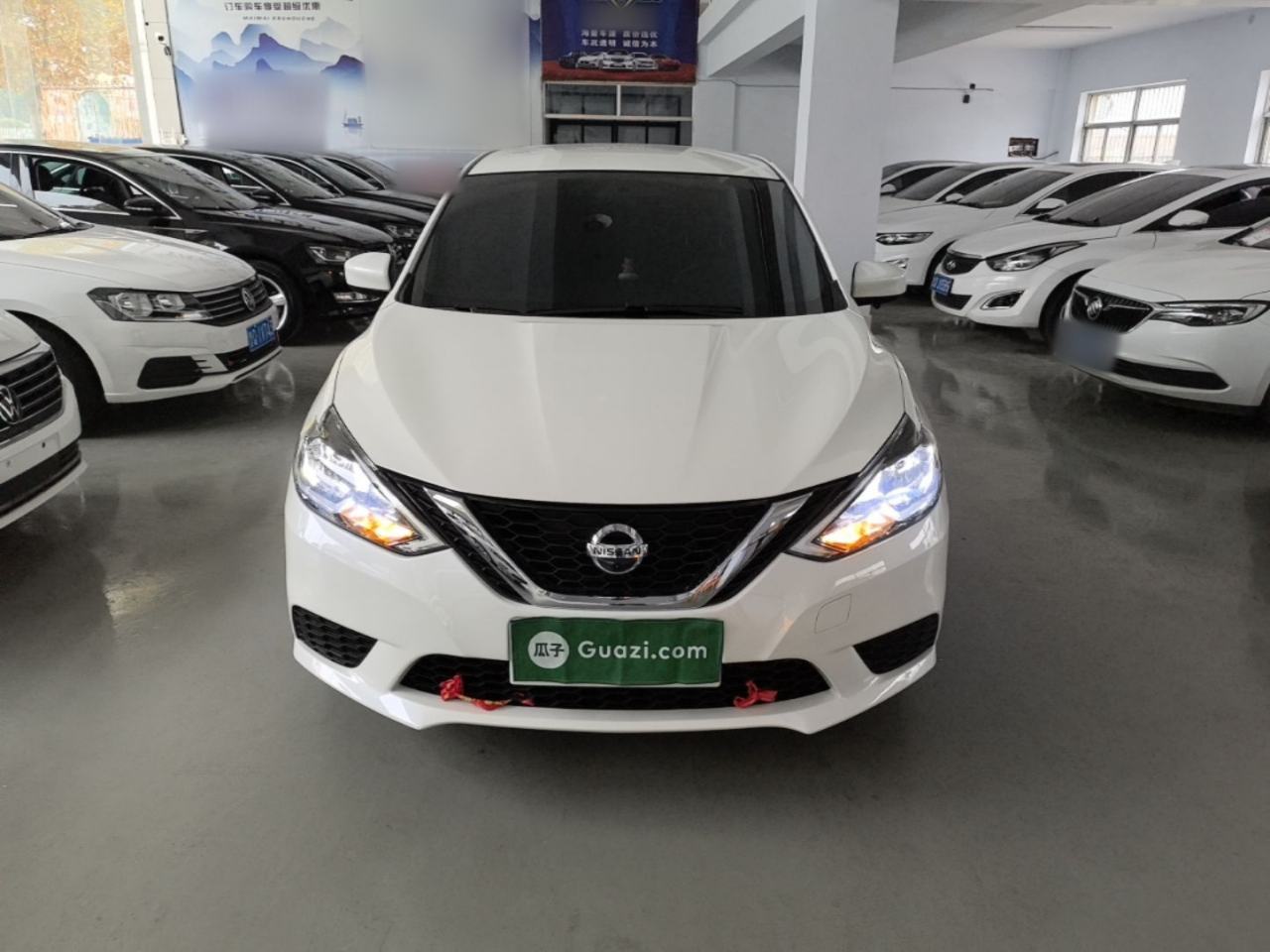 Nissan Sylphy - фото 1